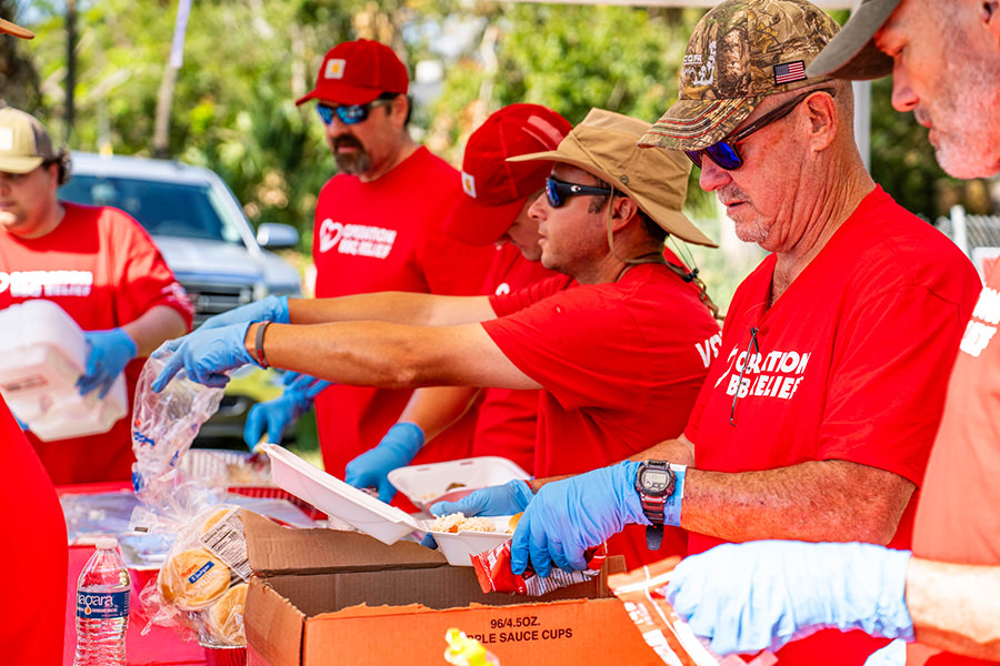 Volunteers prepping food