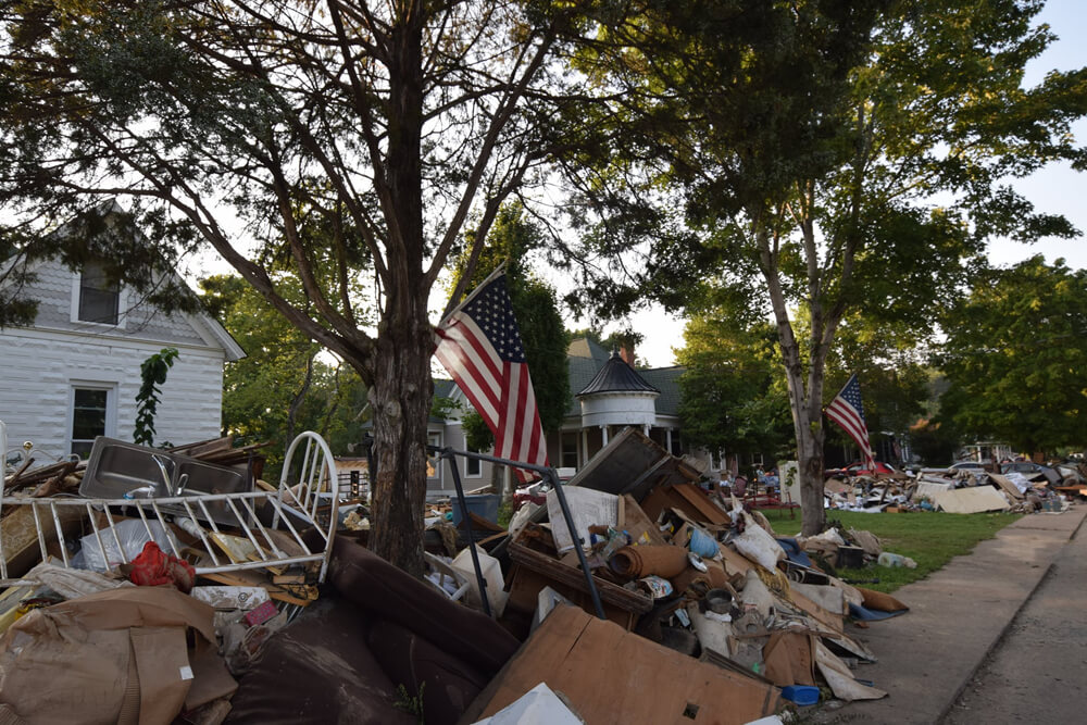 Waverly, Tennessee (Flooding) / 10,019 Meals Over 8 Days