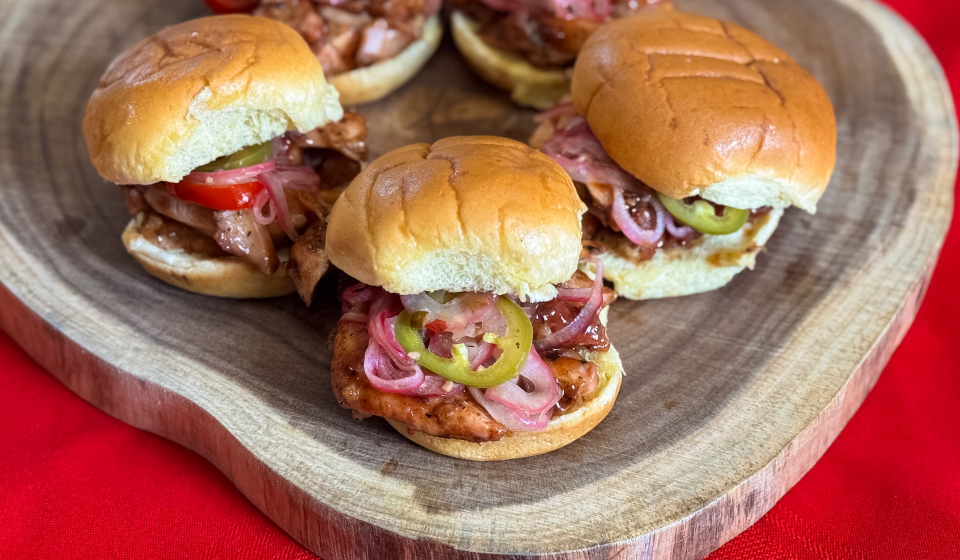 Smoked Chicken Sliders